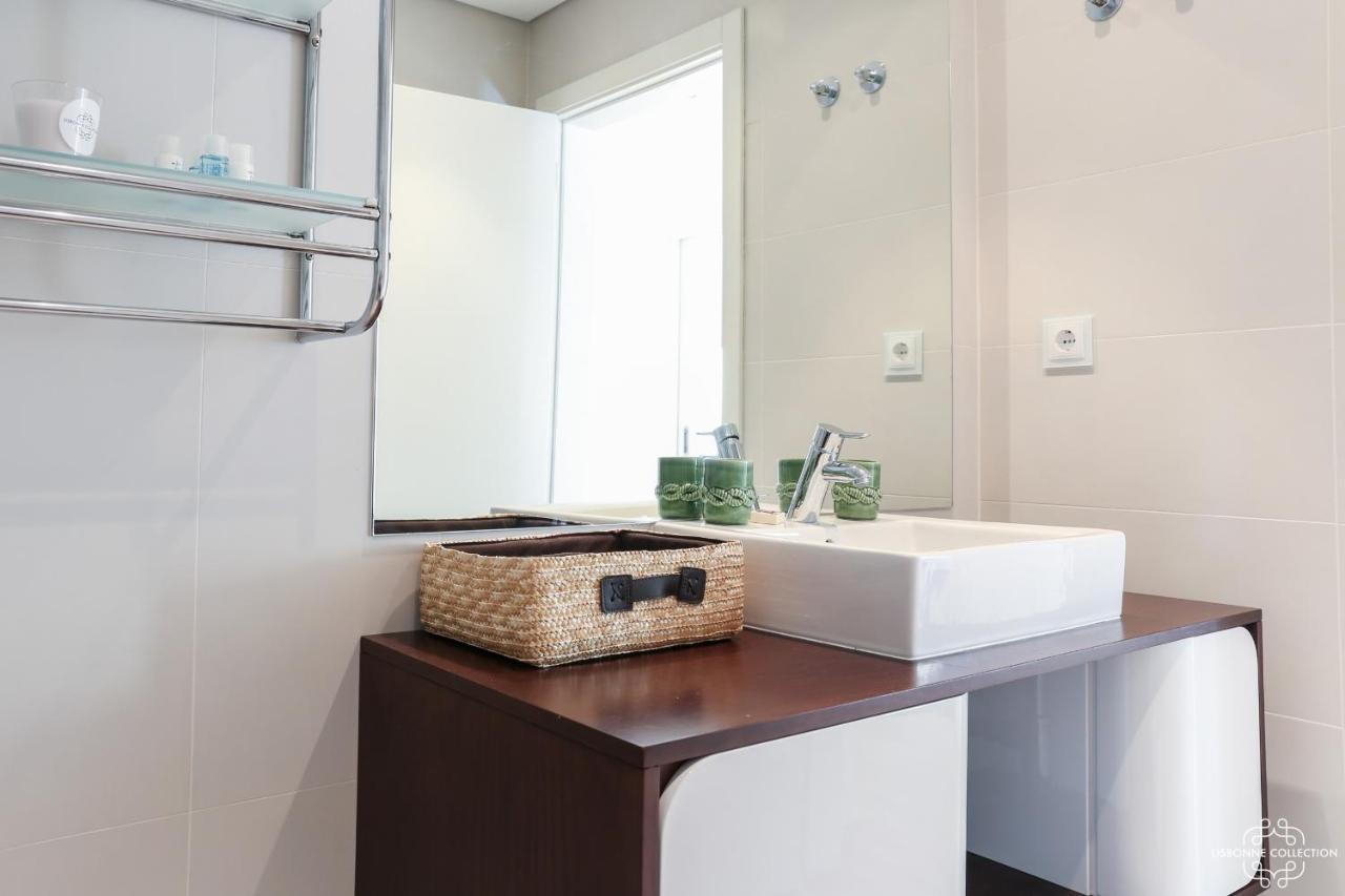 Azulejos' Charming Apartment With Terrace 2 By Lisbonne Collection Екстер'єр фото
